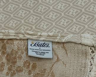 M81 - $150. King Sized Bates by Maine Heritage Weavers. Abigail Adams Matelasse Bed Spread. Linen 2 tone color way. No issues noted - beautiful blanket. 