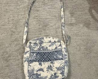 M111 - $20. Vintage Retired Vera Bradley Crossbody. 