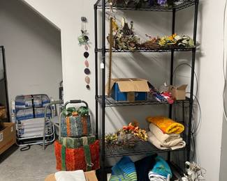 OVERVIEW - STILL AVAILABLE FOR FRIDAY MORNING SHOPPERS. 