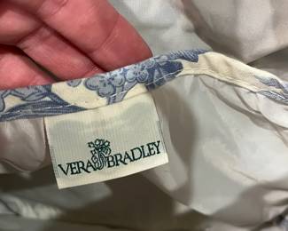 M111 - $20. Vintage Retired Vera Bradley Crossbody. 