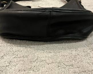 M113 - $85. Vintage Coach Mini Zipper Shoulder Bag. Measures 11.5" x 4" x 10". 