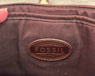 M110 - $25. Vintage Fossil Brown Leather Crossbody. Measures 11" x 3.25" x 10". 