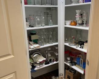 OVERVIEW - STILL AVAILABLE FOR FRIDAY MORNING SHOPPERS. 