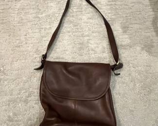 M112 - $50. Vintage Coach 1990s Whitney. Measures 8" x 4.5" x 11". 