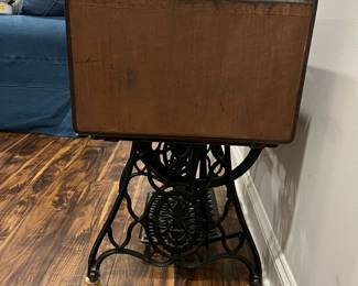 M138 - $75. Treadle Sewing Machine Base. No machine. 