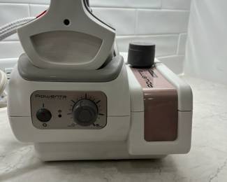 M99 - $100. Rowenta Steam Station. Looks new!