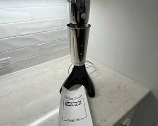M96 - $40. Kitchen Classics by Waring Drink Mixer. 