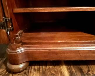 M104 - $100. Entertainment Center by Universal Furniture. Measures 59" wide x 23" deep x 69" tall. Located right inside the front door - PLEASE have help to move this. 