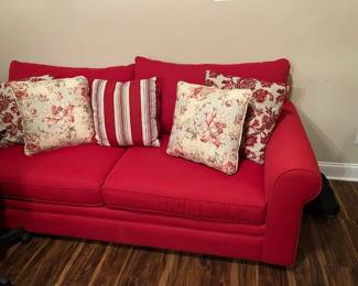 OVERVIEW - STILL AVAILABLE FOR FRIDAY MORNING SHOPPERS. 