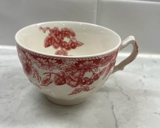 M22 - $300. "Strawberry Fair" Made in England Johnson Brothers. 8 dinner plates. 8 square salad plates. 8 Bread & Butter. 8 saucers. 7 cups. 8 Berry Bowls. 1 platter. 1 serving bowl. 1 gravy boat. 1 covered serving bowl. 