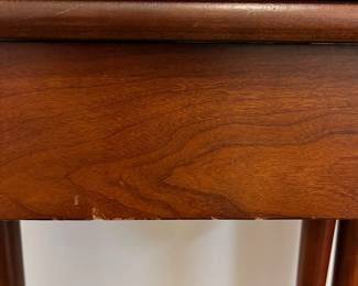 M106 - $25. Small Side Table. Measures 20" x 10" deep x 28.5" tall. (Intended to be a flip top table but it seems the 2 pieces have been glued together. Will NOT open larger. 