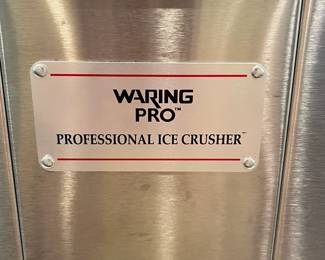 M21 - $50. Waring Pro Professional Ice Crusher. Model IC70. 
