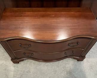 M33 - $95. Samson International. Measures 46.5" x 22" x 26.5". Short dresser / TV Stand. Sturdy and in good condition - scratch on the top. Drawers slide easily. 