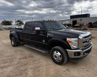 2015 Ford F-350 Lariat Super Duty Truck