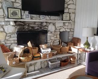 Baskets; flat screen TV with bracket; SONOS sound bar