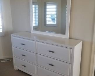 6-drawer dresser with mirror