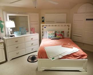 Belcourt White Queen Lattice bed; matching 6-drawer dresser