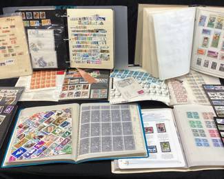 ASSORTED WORLD STAMPS COLLECTION, NEW ZELAND, INDONESIA, POLAND, HONG KONG, VIETNAM, U.S., COMMEMORATIVES, BICENTENNIAL ERA 50 STATES-50 FLAGS, GREECE, NEPAL