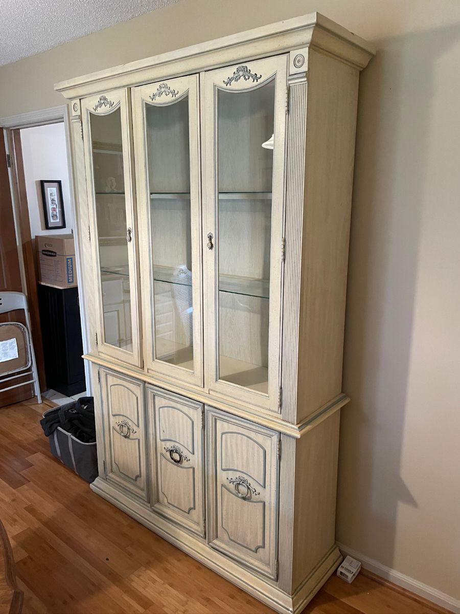#2	Dining Room	Stanley Furniture French Provencial Style China Cabinet (2 glass shelves, 6 doors, 2 drawers) - 81hX52wX16d	$175.00																												