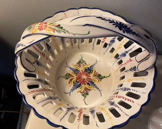 #72 RC+CL Hand Painted in Portugal Ceramic Lattice Weaved Footed Basket $15.00