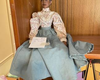 #113 Daddy Long Legs "Ruth" 21" w/ authentication certificate $25.00