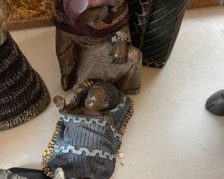 #81 1997 Enesco Miracle Parastone Nativity Scene - 10 pieces $100.00