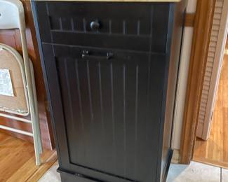#4 kitchen Kitchen workspace with trashcan pullout and drawer - 35.5x20x13 $40.00