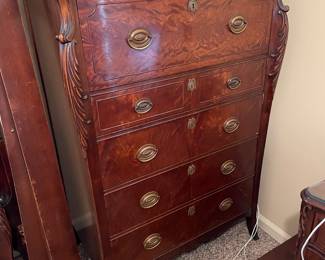 #15 Vintage Antique Georgian Style Wood "Mahogany" Chest of drawers 5 drawers. Glass top. 49h x 20d x 33w $150.00