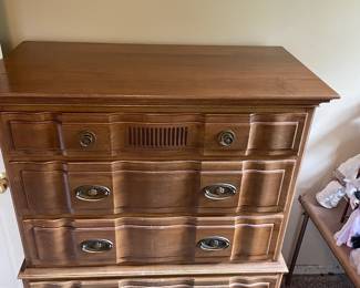 #46 Kling - Mahogany Chest of Drawers. 5 drawers. 54h x 40w x 20.5d $125.00