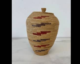 Lot 9174 Handwoven Native American Inuit Basket w Lid