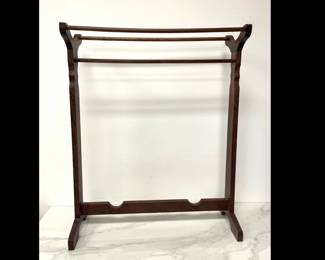 Lot 9064 BlanketQuilt Rack