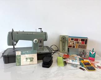 Lot 9114 Vintage Sears Metal Kenmore Model 65 Sewing Machine  Accessories