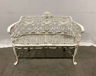 Lot 9375 Vintage Outdoor Garden Bench