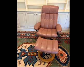 Lot 8640 1 of 2 Ekornes Stressless Reclining Chair and Ottoman