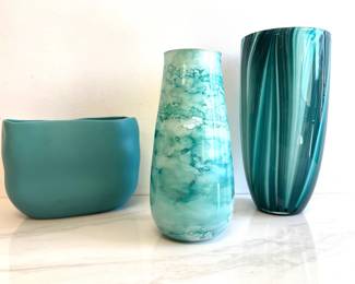 Lot 9139 Trio of Turquoise Colored Vases