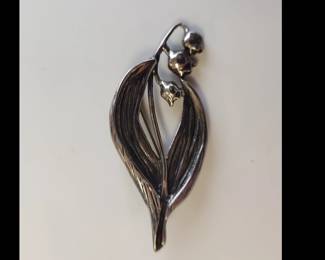 Lot 9018 Breakell Sterling Silver Lily Brooch Pin