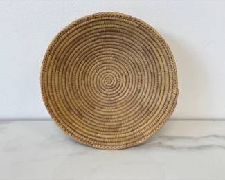 Lot 9175 Handwoven Coiled Grass Basket w Braided Edge