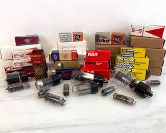 Lot 8840 Electronic Tubes  GE  Sylvania  RCA  Philco