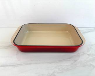 Lot 8830 Le Creuset Casserole Baking Dish