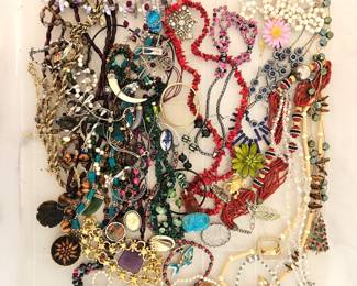 Lot 9037 Costume Jewelry