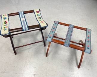 Lot 9230 Vintage Luggage Racks