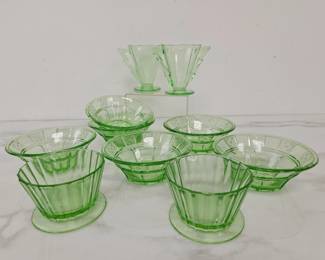 Lot 9123 Vintage Uranium Glass Sherbet Dishes