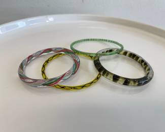 Lot 9225 Antique Vintage Peking Glass Bracelets