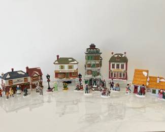 Lot 8815 Department 56 Dickens Village Series