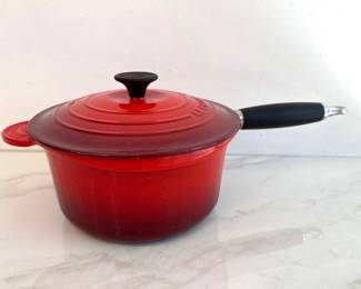 Lot 8875 Le Creuset Enamel Cast Iron 8.25 Saucepan