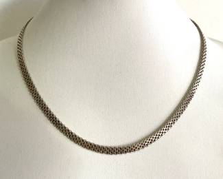 Lot 9210 Sterling Silver Mesh Chain Necklace