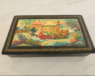 Lot 8759 Russian Lacquer Trinket Box
