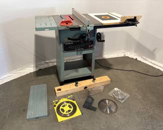 Lot 8583 Delta 10 inch Table Saw