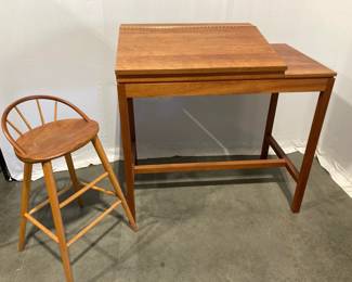 Lot 8642 Thomas Moser Cherry Craftsman Standing Flip Top Desk and Stool