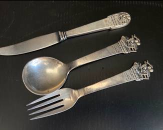 Lot 8789 W.S. Sorenson Raadvad Rustfri Denmark Childrens Sterling Silverware Set